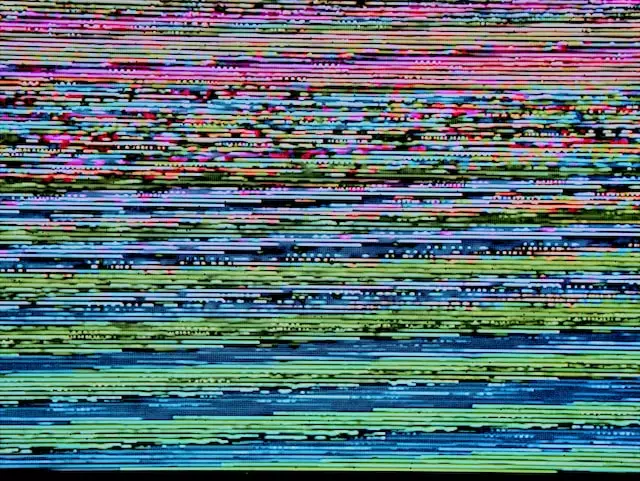 Computer screen glitching