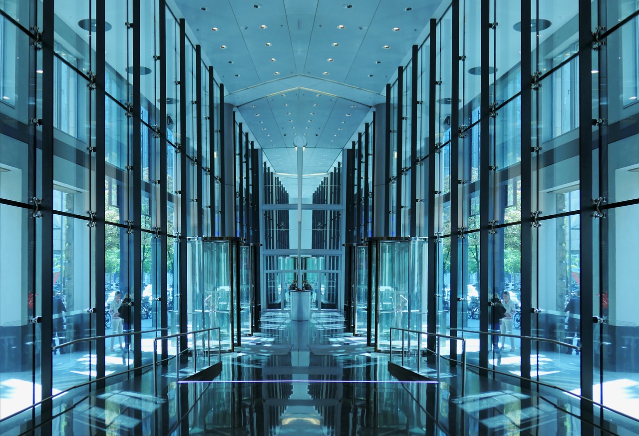 Supplier Contract & Service Management Insurance Broker