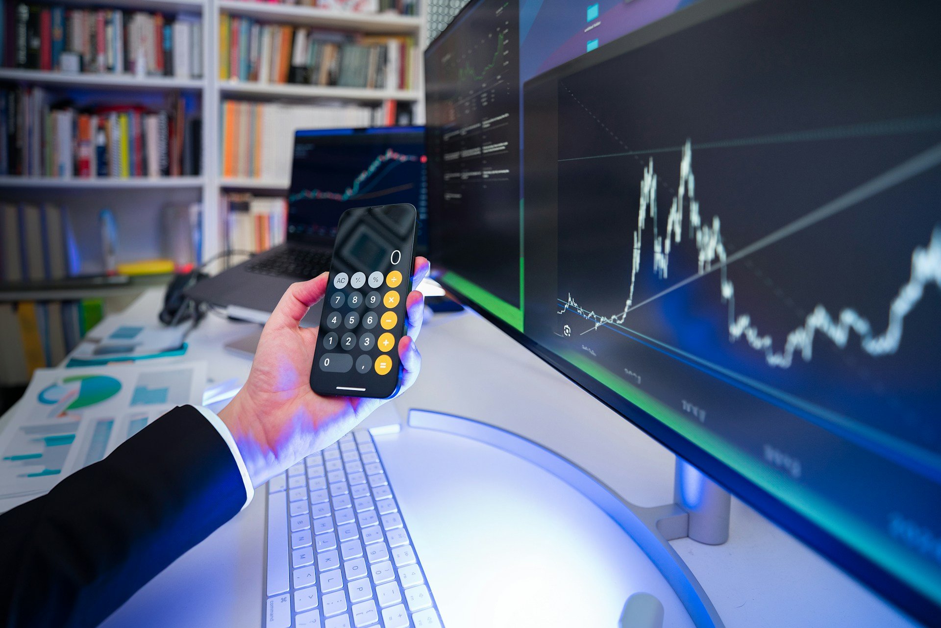 Delivering Sustainable Cost Savings and Transformation Global Asset Manager